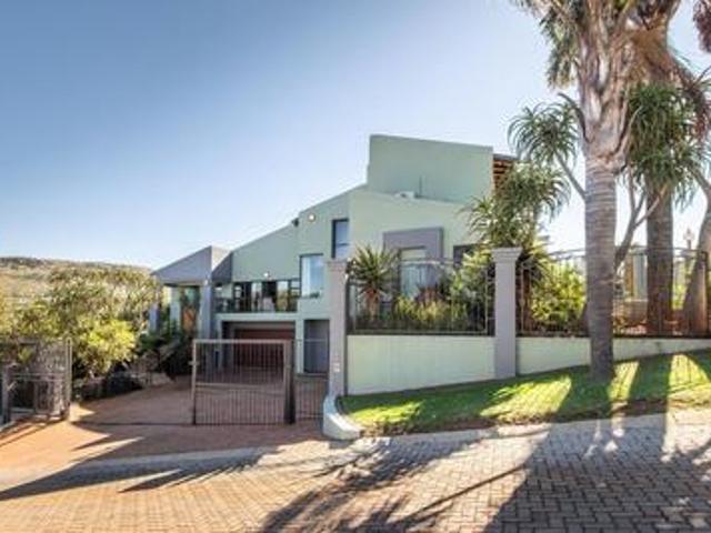 House for sale in Nooitgedacht, Gauteng