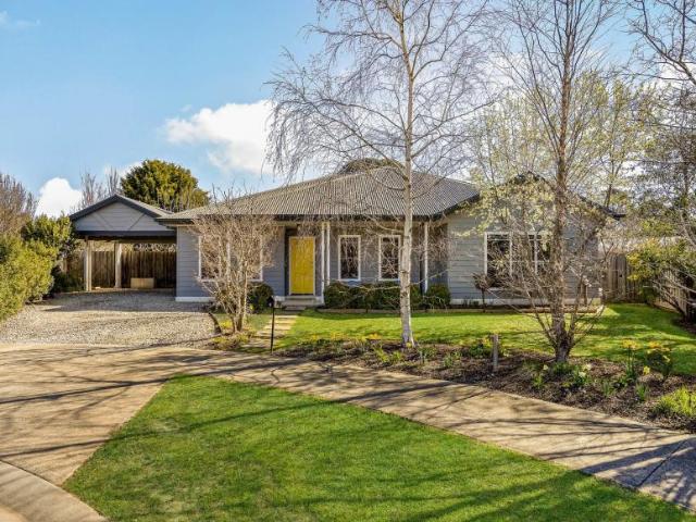 House for sale in Woodend, Victoria