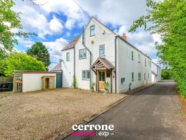House for sale in Worcestershire