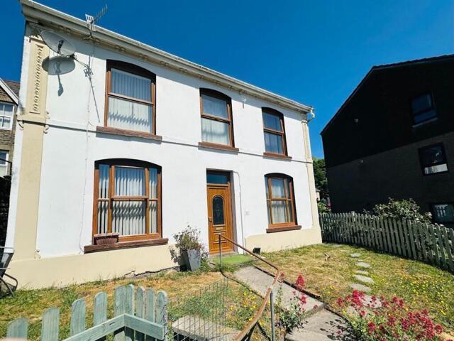 House for sale in Ystalyfera, Ystalyfera
