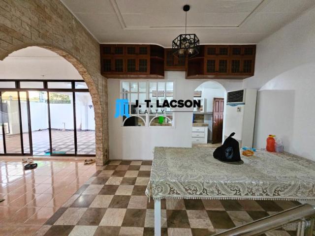 4 bedroom Houses for rent in Dumaguete