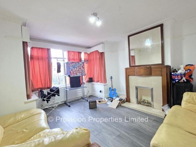 House for rent in Beckett Park, Headingley