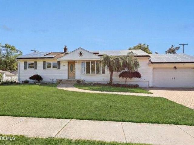 House for sale in Monmouth, New Jersey