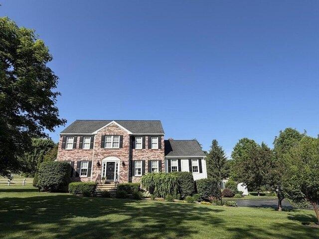 House for sale in Hudson, Massachusetts