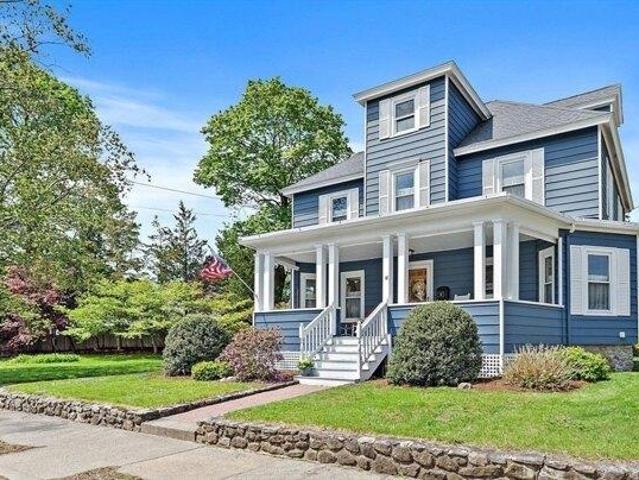 House for sale in Hudson, Massachusetts