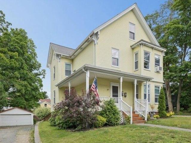 House for sale in Hudson, Massachusetts