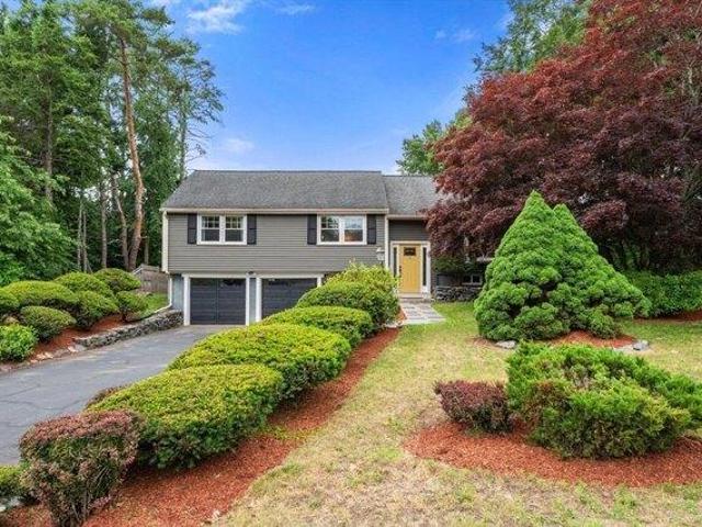 House for sale in Hudson, Massachusetts