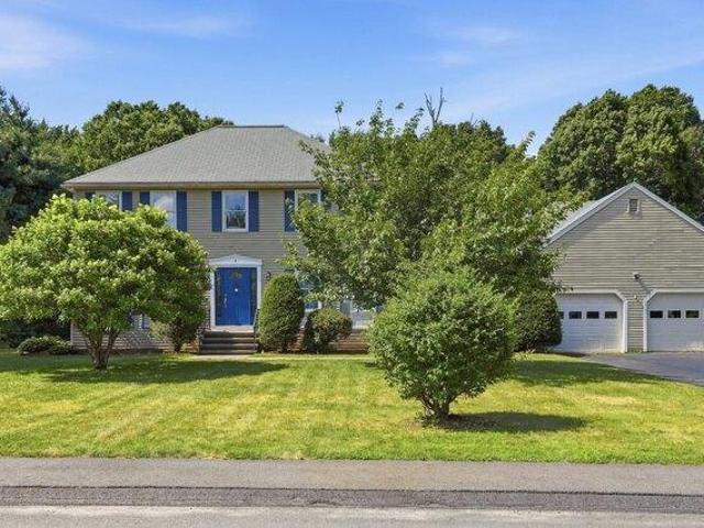 House for sale in Hudson, Middlesex County