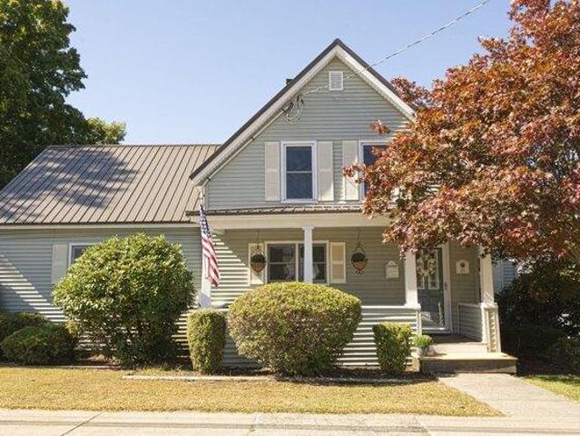 House for sale in Hudson, Middlesex County