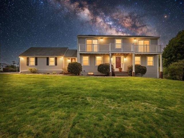House for sale in Hull, Massachusetts