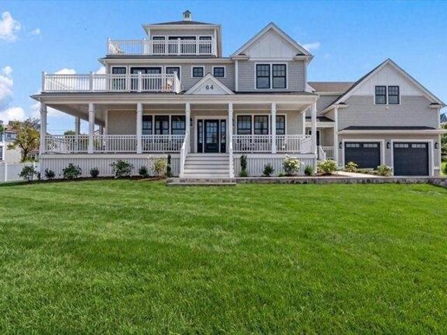 House for sale in Hull, Massachusetts