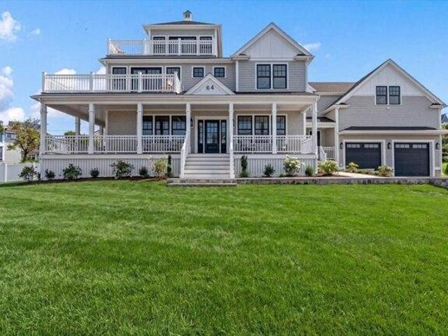 House for sale in Hull, Massachusetts