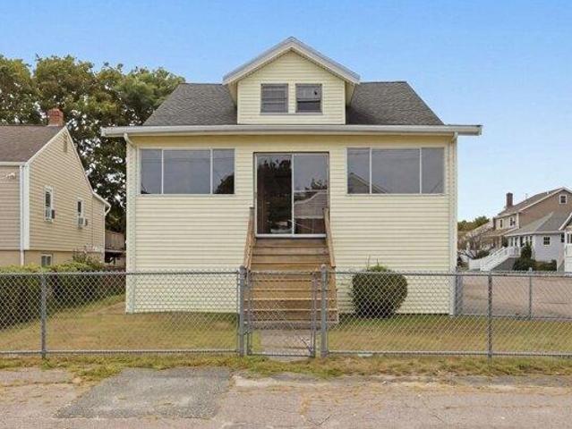 House for sale in Hull, Massachusetts