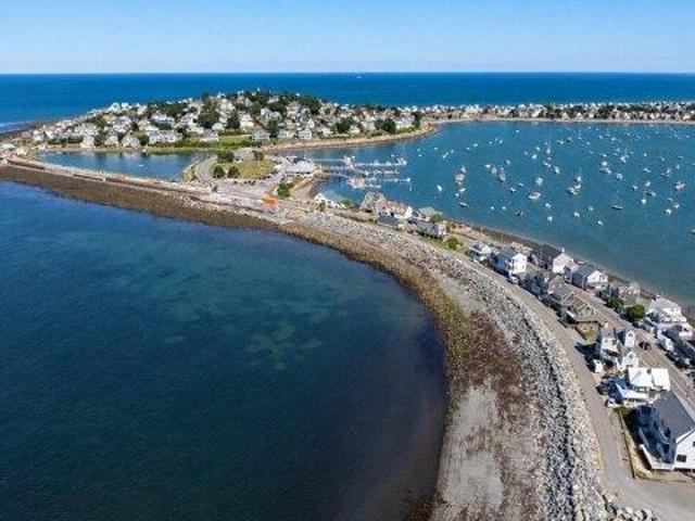 House for sale in Stony Beach, Hull