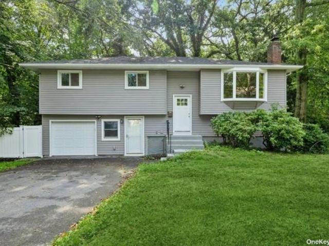 House for sale in Huntington, New York
