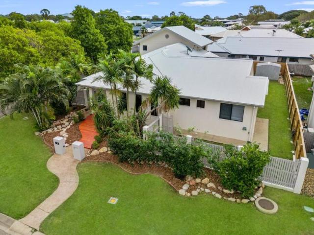 House for sale in Idalia, Queensland