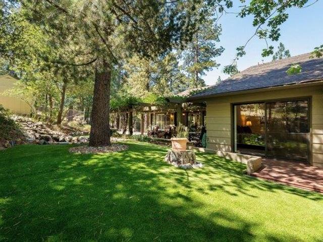 House for sale in Idyllwild, California