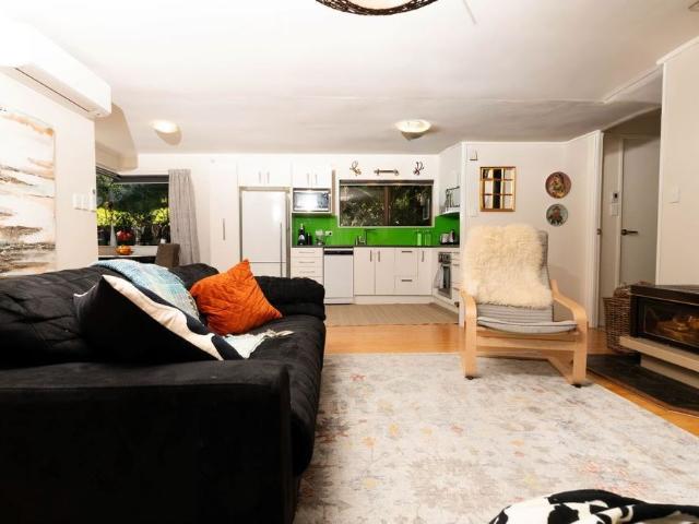 House for rent in Bayview, Kaipātiki