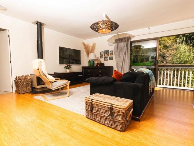 House for rent in Bayview, Kaipātiki