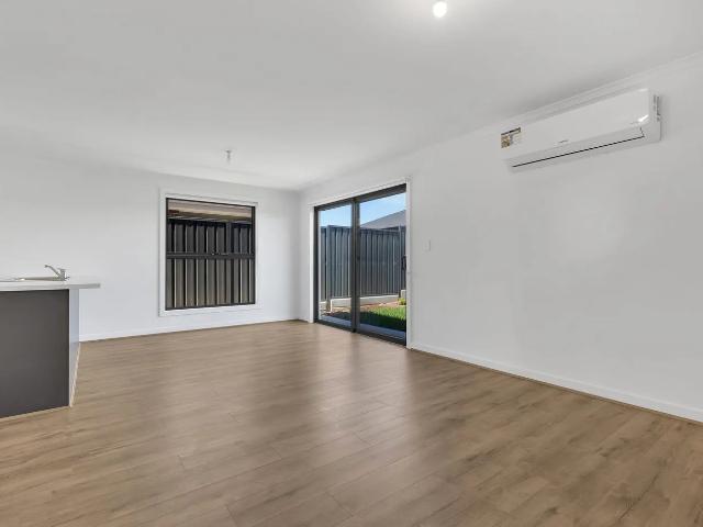 House for rent in Blakes Crossing, Adelaide