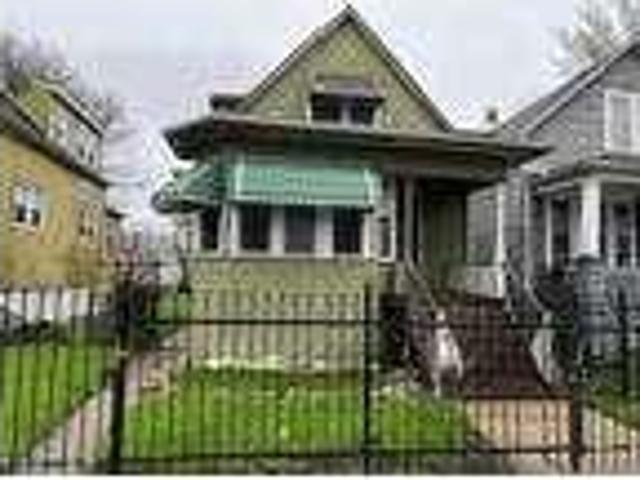 House for rent in Chicago, Cook County