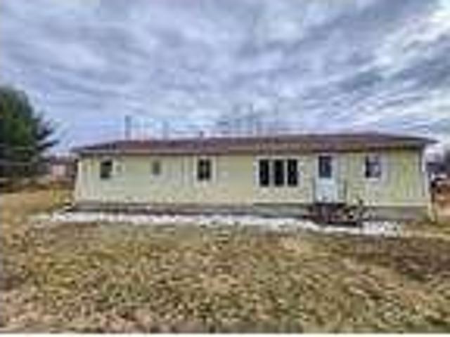 House for rent in Town of Genesee, Waukesha County