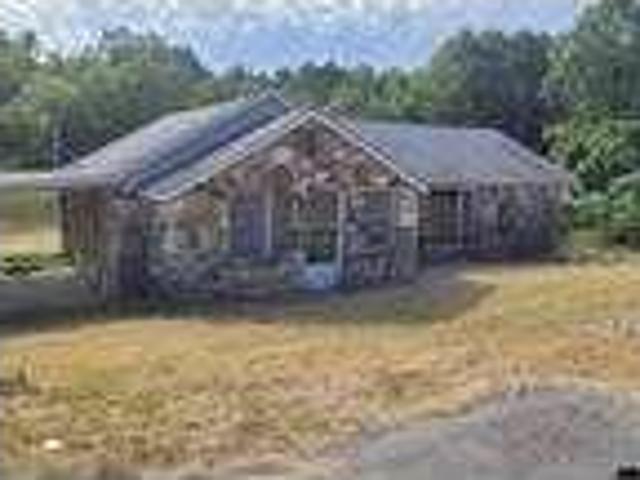 House for rent in North Oxford, Massachusetts