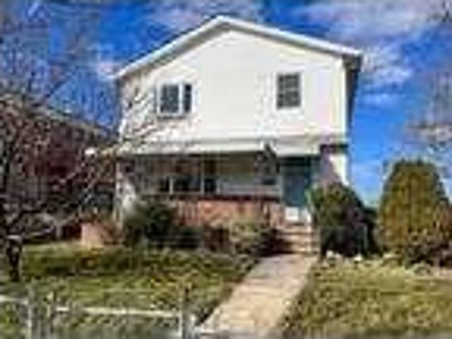 House for rent in Queens, Arverne