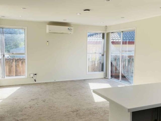 House for rent in Howick, Oroua County
