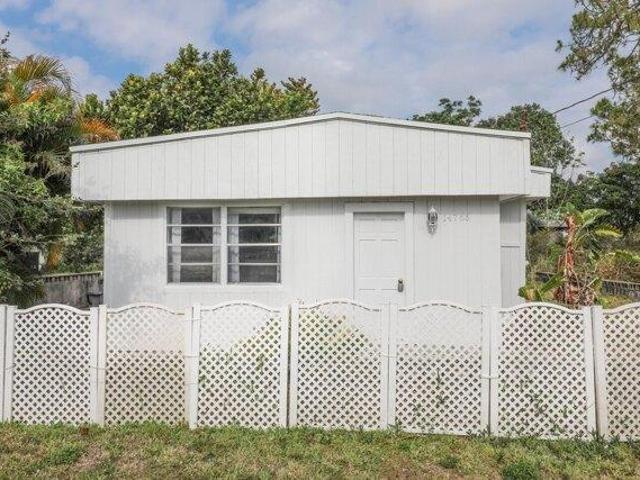 House for sale in Indiantown, Florida