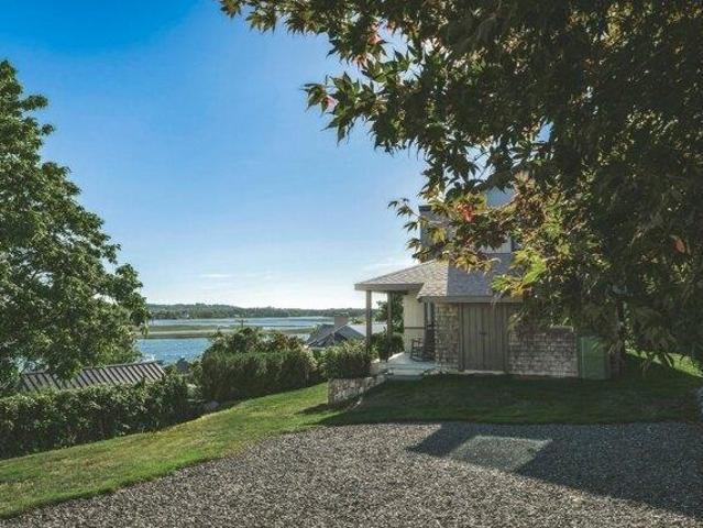 House for sale in Ipswich, Essex County