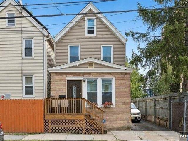 House for sale in Irvington, Essex County
