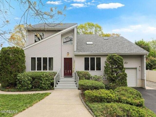House for sale in Island Heights, New Jersey