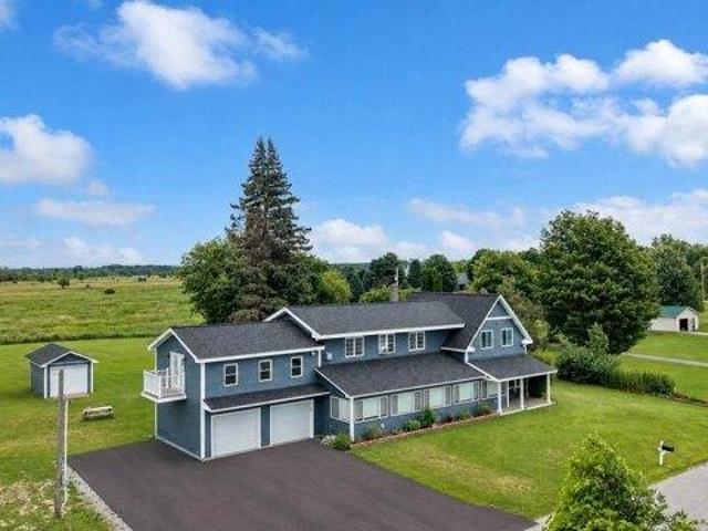 House for sale in Isle La Motte, Vermont
