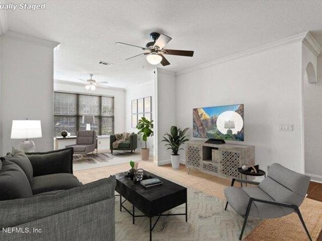 Condo for sale in Jacksonville
