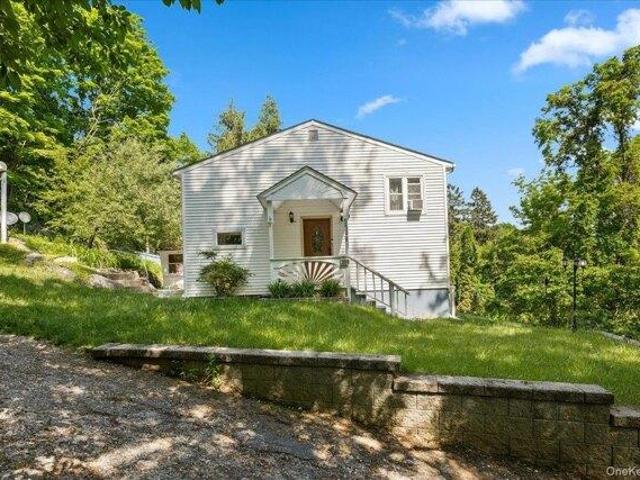 House for sale in Cortlandt Manor, New York