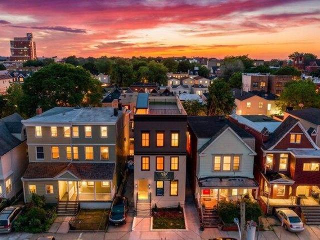 Condo for sale in Hudson, New Jersey