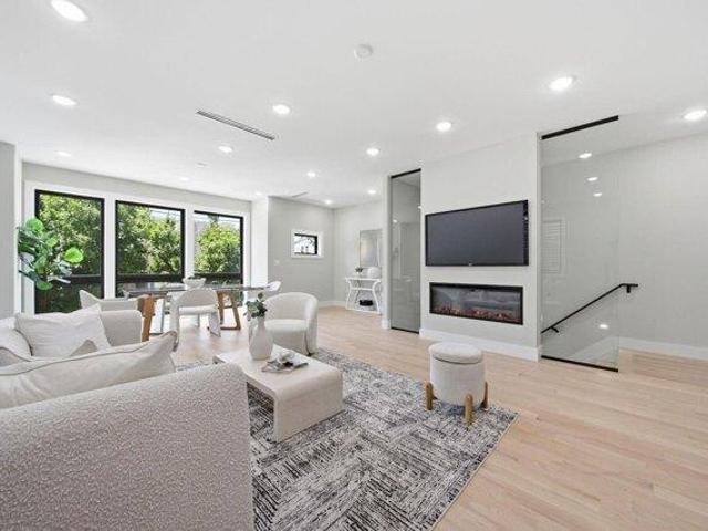 Condo for sale in Hudson, New Jersey