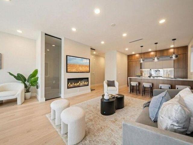 Condo for sale in Hudson, New Jersey