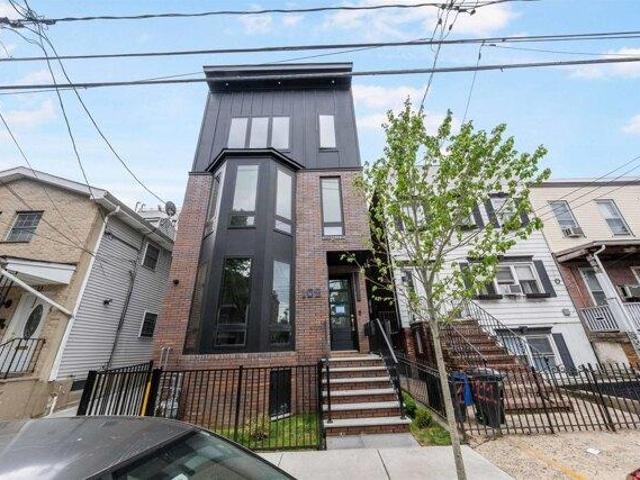 Condo for sale in Hudson, New Jersey