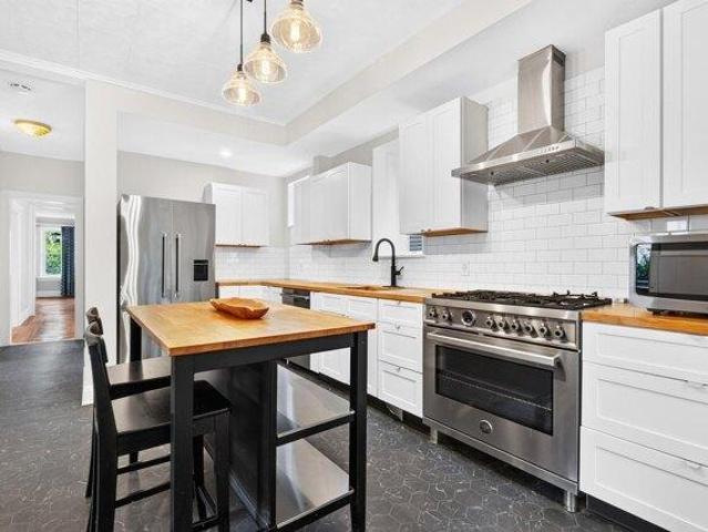 Condo for sale in Hudson, New Jersey
