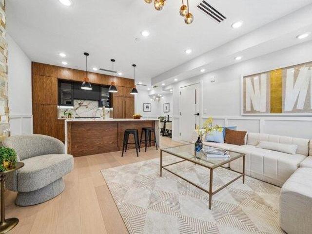 Condo for sale in Hudson, New Jersey