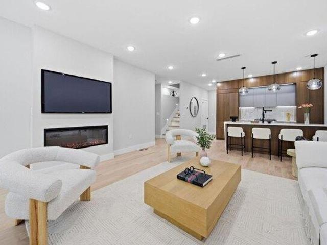 Condo for sale in Hudson, New Jersey