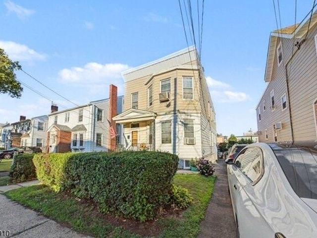House for sale in Hudson, New Jersey