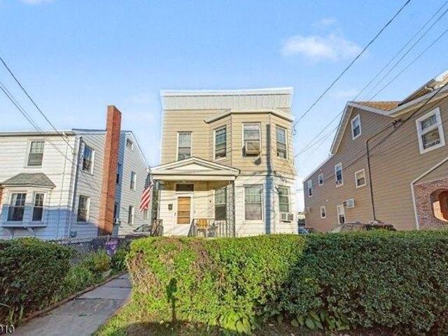 House for sale in Hudson, New Jersey