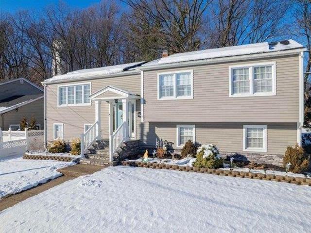 House for sale in Kenilworth, New Jersey