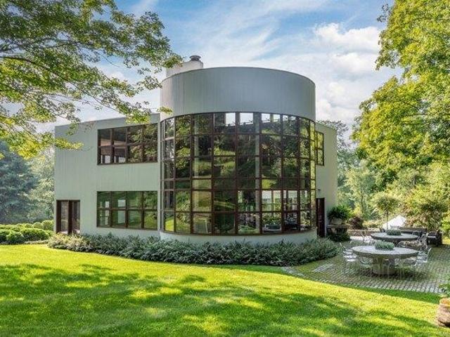 House for sale in Kent, Northwest Hills Planning Region