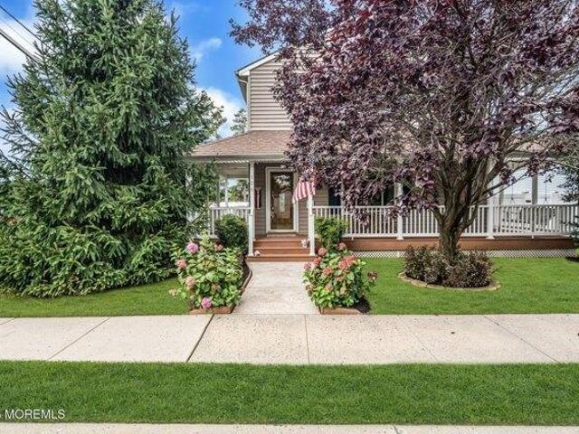 House for sale in Monmouth, New Jersey