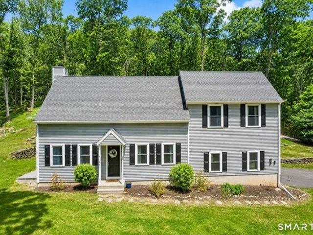 House for sale in Killingworth, Connecticut
