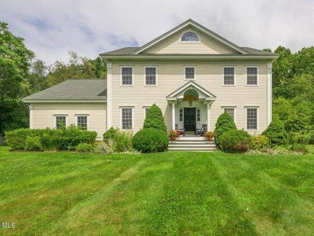 House for sale in Kinderhook, New York